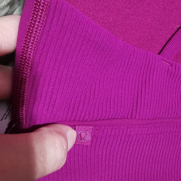 Lululemon long line energy bra 6 and fast and free crop bottoms 4 matching set - Picture 3 of 10